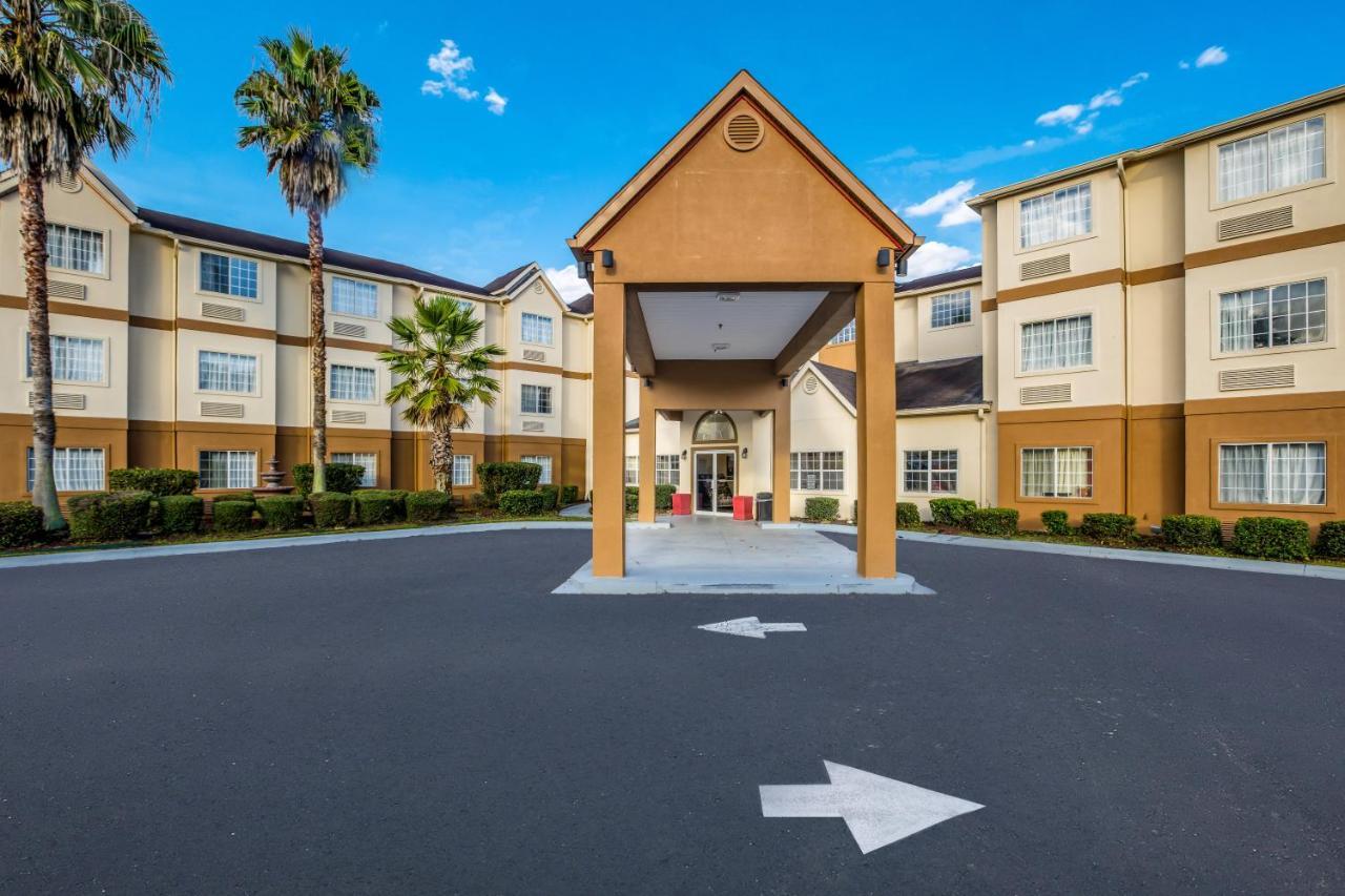 Hotel Red Roof Plus+&suites Savannah – I-95 Georgetown